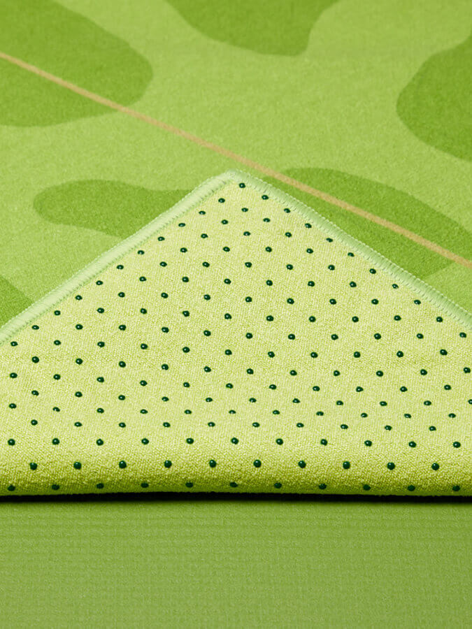 Manduka Yogitoes rSKIDLESS Mat Yoga Towel - Forrest GL